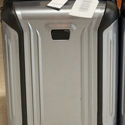 Nwt Tumi Vapro Carry On Continental