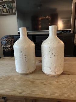 Hearth & Hand with Magnolia's contemporary bottle shaped floor vase