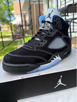 Jordan retro 5 black unc