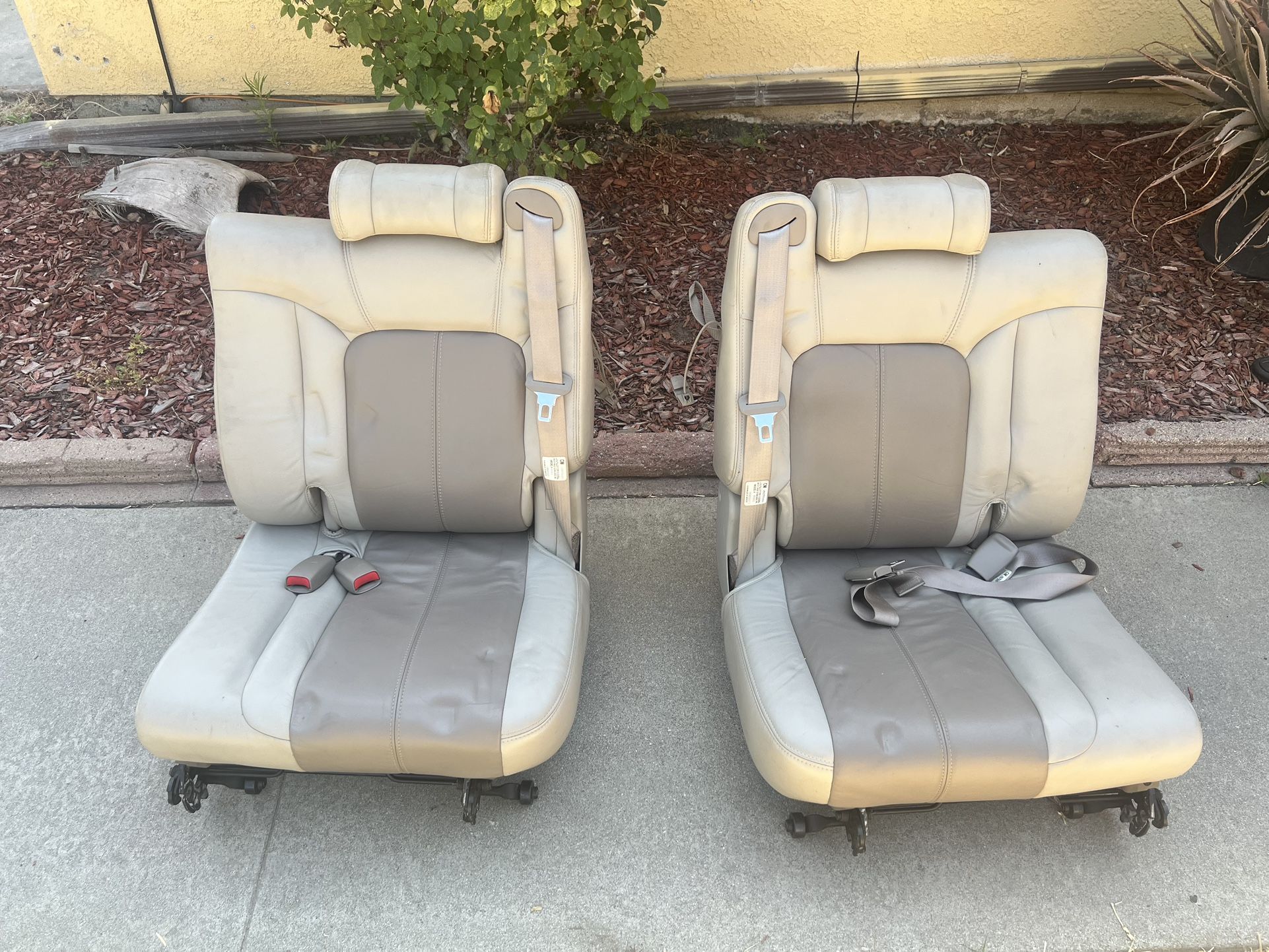 3rd Row Seats For 2002 GMC Yukon Denali