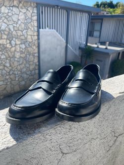 H&M LOAFERS LIKE NEW! Size 9
