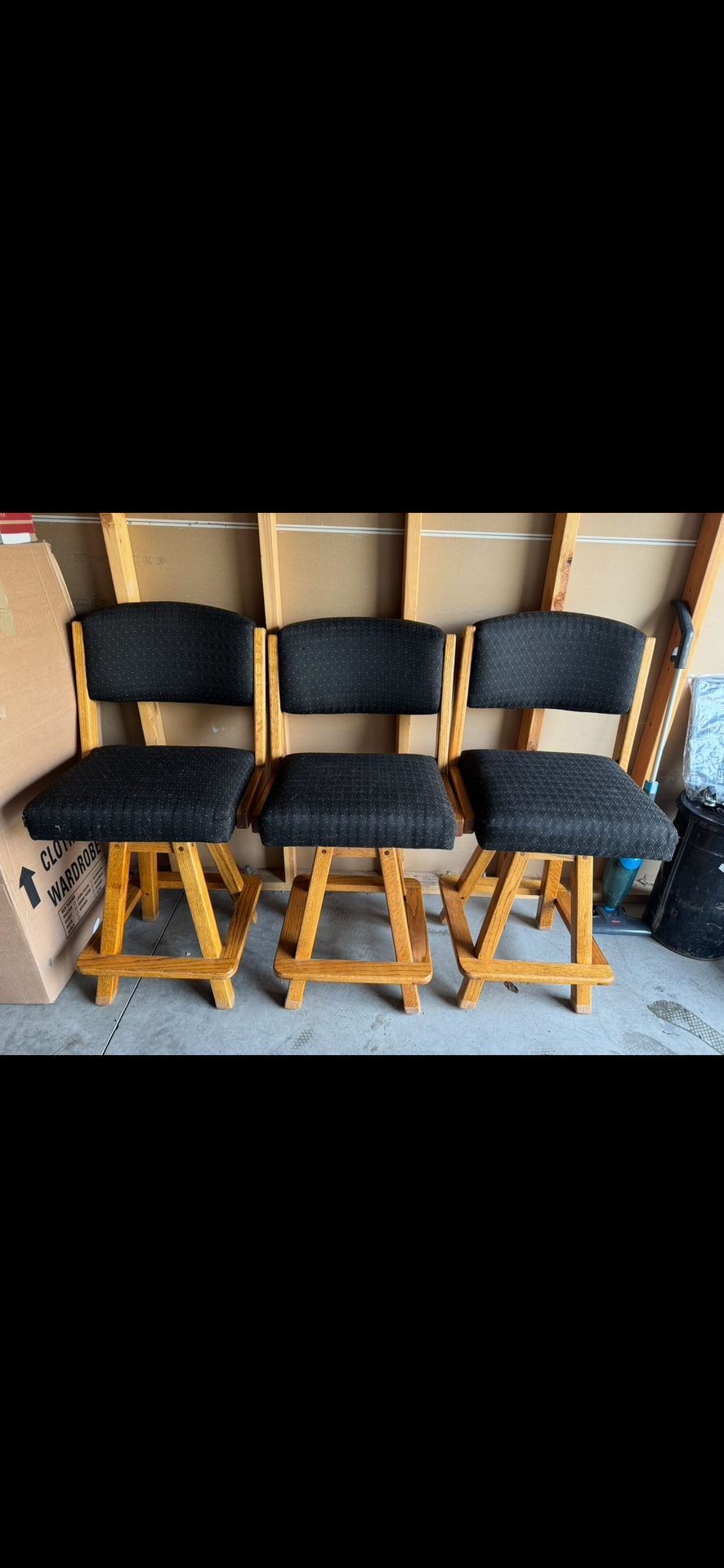Swivel Island Chairs