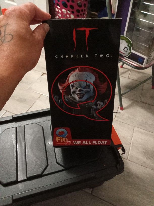 Q-Fig Max. IT Chapter Two We All Float