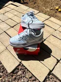 Nike court visions Lo suede