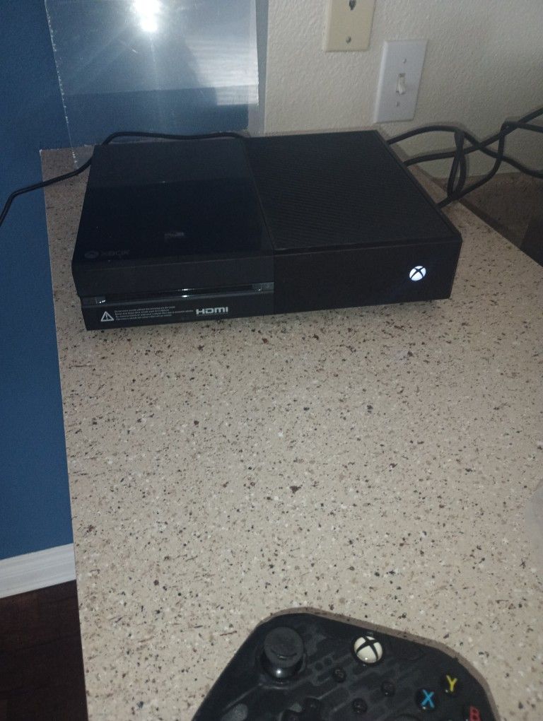 Xbox One With Controller Cables Two Games