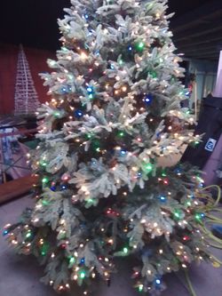 7.5ft Balsam Hill Fraser Fir ChristmasTree