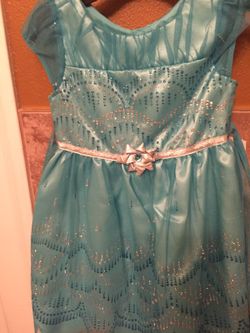 New girls size 5 dress