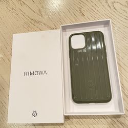 Rimowa iPhone 11 Pro Case Green