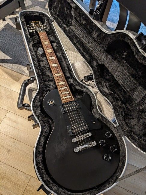 Gibson Les Paul Studio Guitar