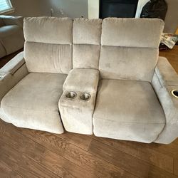 Power Reclining Couches
