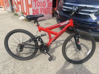 Dynacraft Gauntlet Bicycle - Riding Good