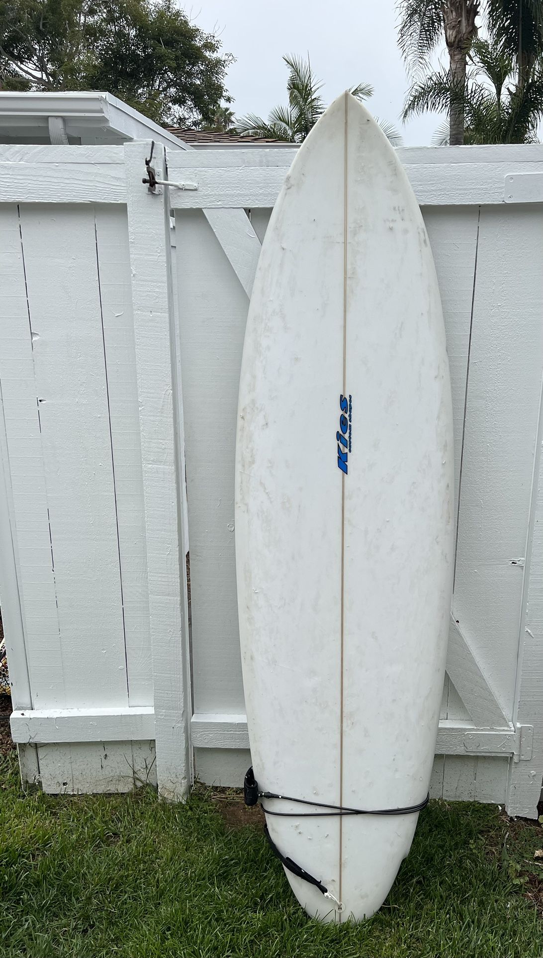 Kies Custom Shapes Surfboard 6’8