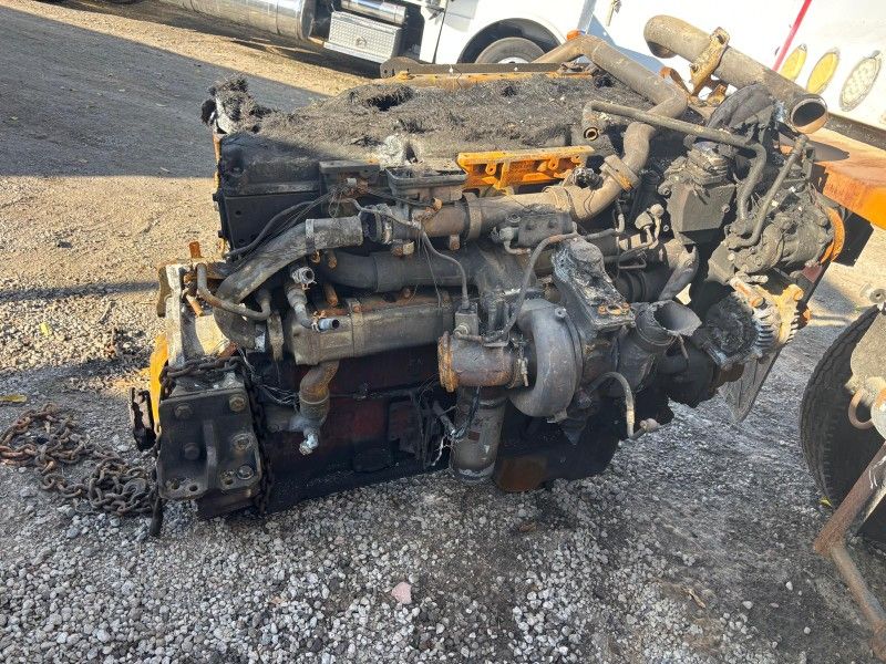 2015 Cummins Engine & Transmission