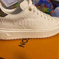 Louis Vuitton Size 38 
