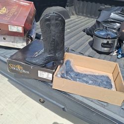 Boots 6 1/2 New