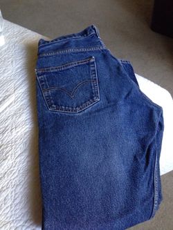Levi's 550 size 33/30 dark blue, light blue and black