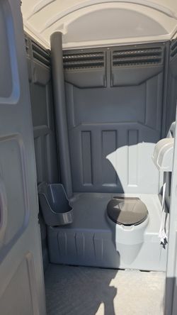 Porter potties