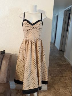 Women’s medium dress