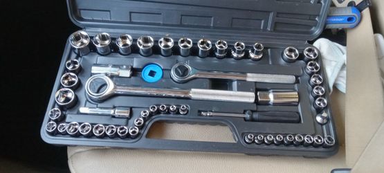 51 piece Pittsburgh tool box set