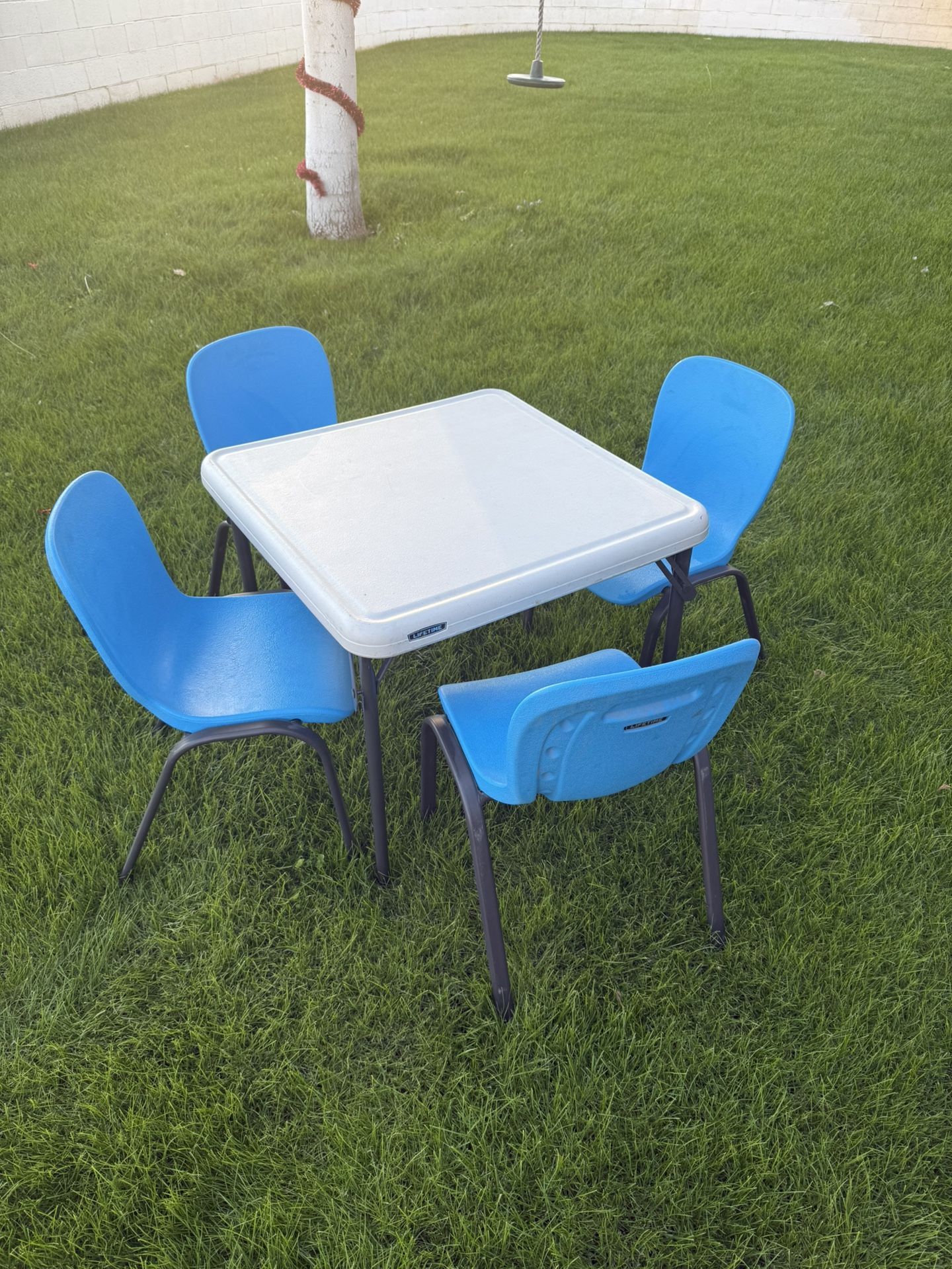 Kids Lifetime Table And Chairs