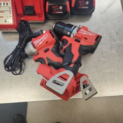 Milwaukee Set 2272