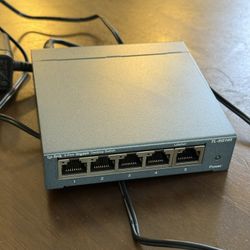 TP-Link 5-Port Gigabit Desktop Switch (TL-SG105)