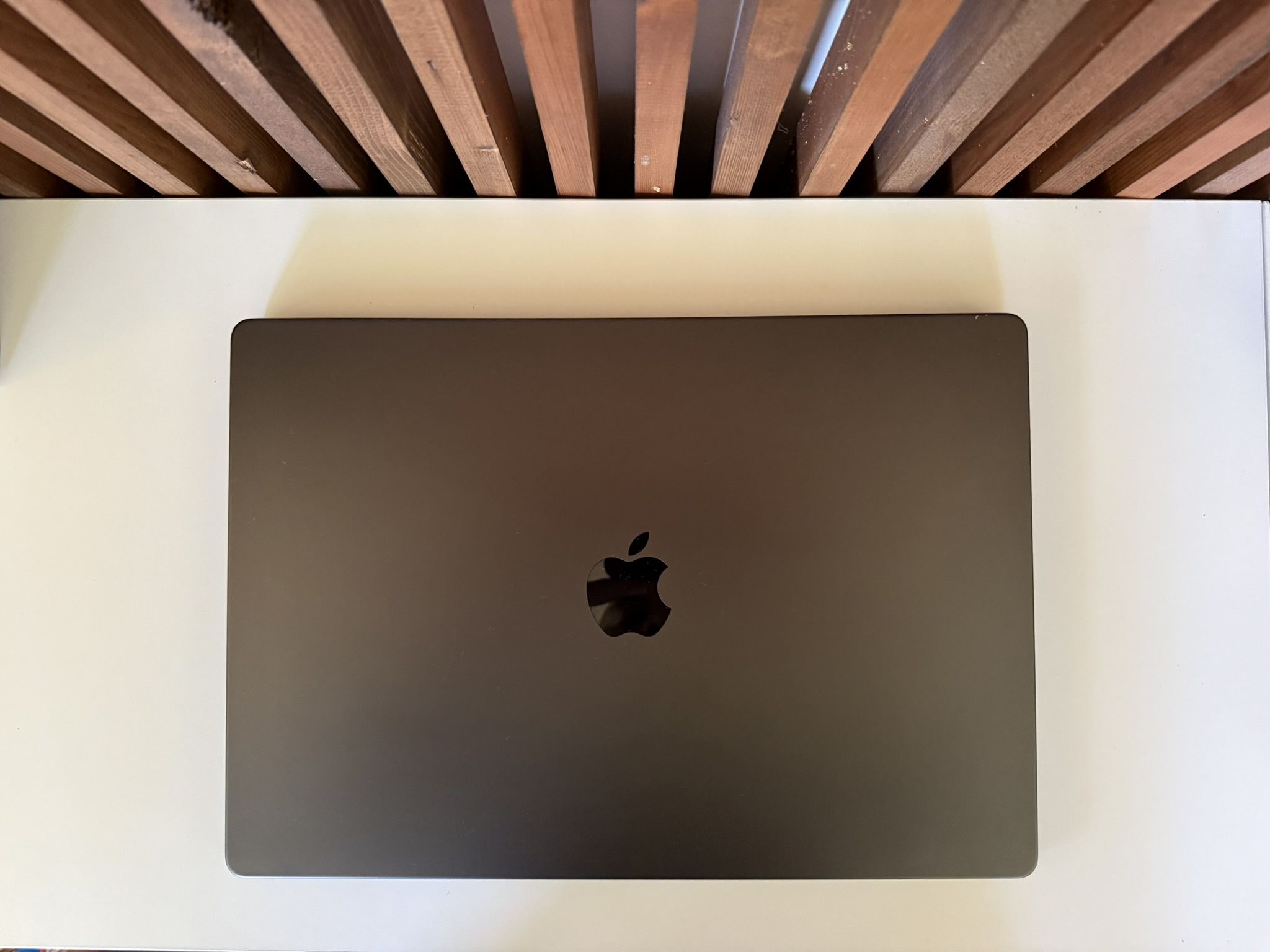 MacBook Pro (16-inch, Nov 2023)
