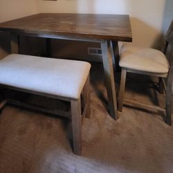 Dining Table With Chair And Table