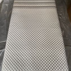 Leesa Sapira Hybrid Twin XL Mattress