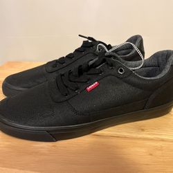 Men’s Levi’s 10.5, New. Sammamish, Beaver Lake 