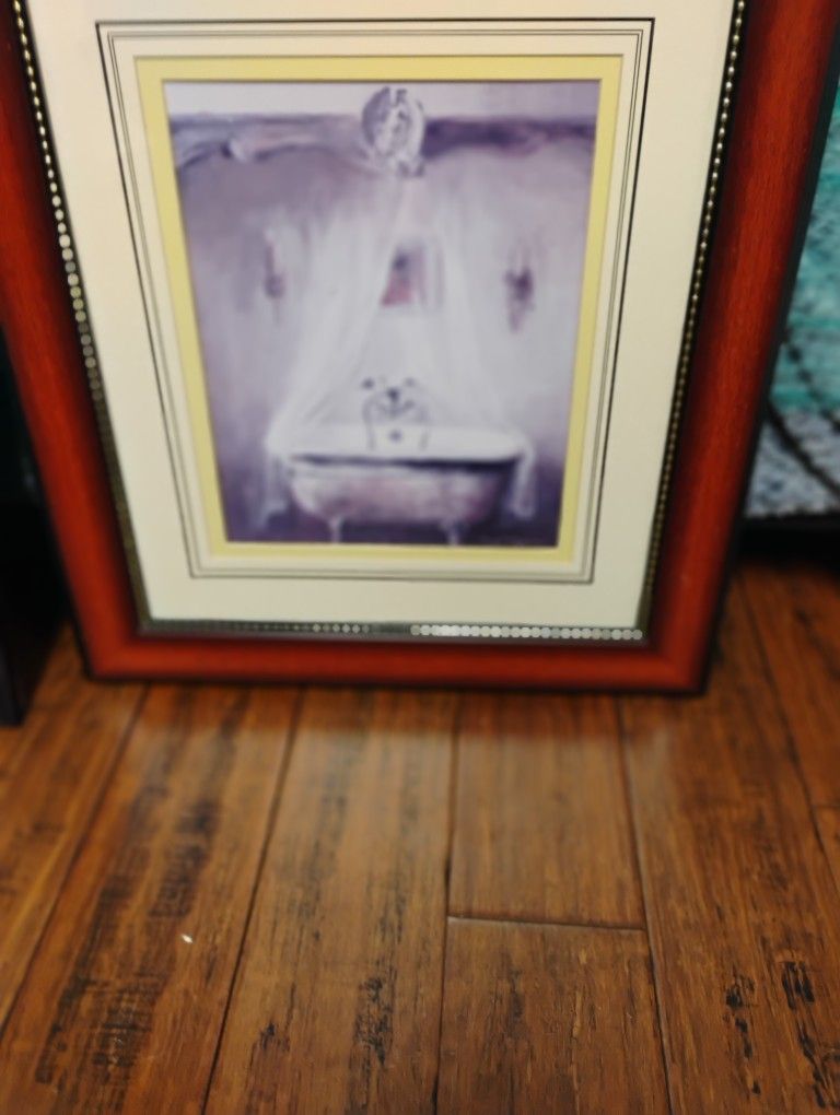 Bathtub. And Bathroom Sink Pictures