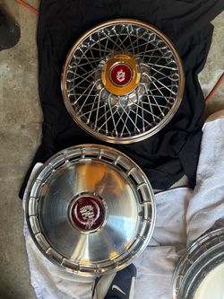 “””OLDS MOBILE WIRE WHEEL HUB CAPS & CADILLAC FULL FACE HUB CAPS”””