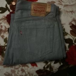 Grey levi’s 501s