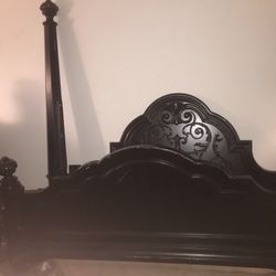 Beautiful King Size Head & Foot Board W/2 Posts From Furniture World!!