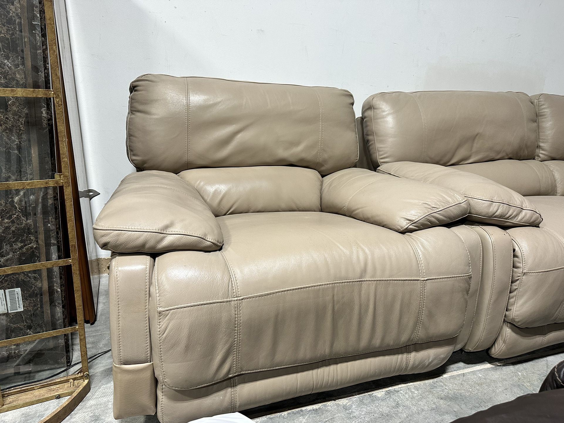 Matching Electric Oversized Recliner And Double Recliner