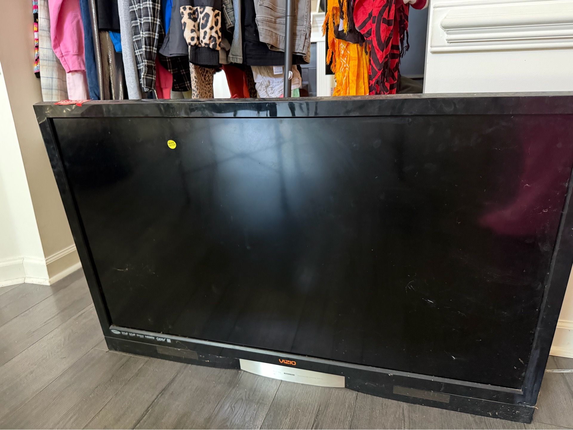 Vizio 44inch and sceptre 32inch- read description