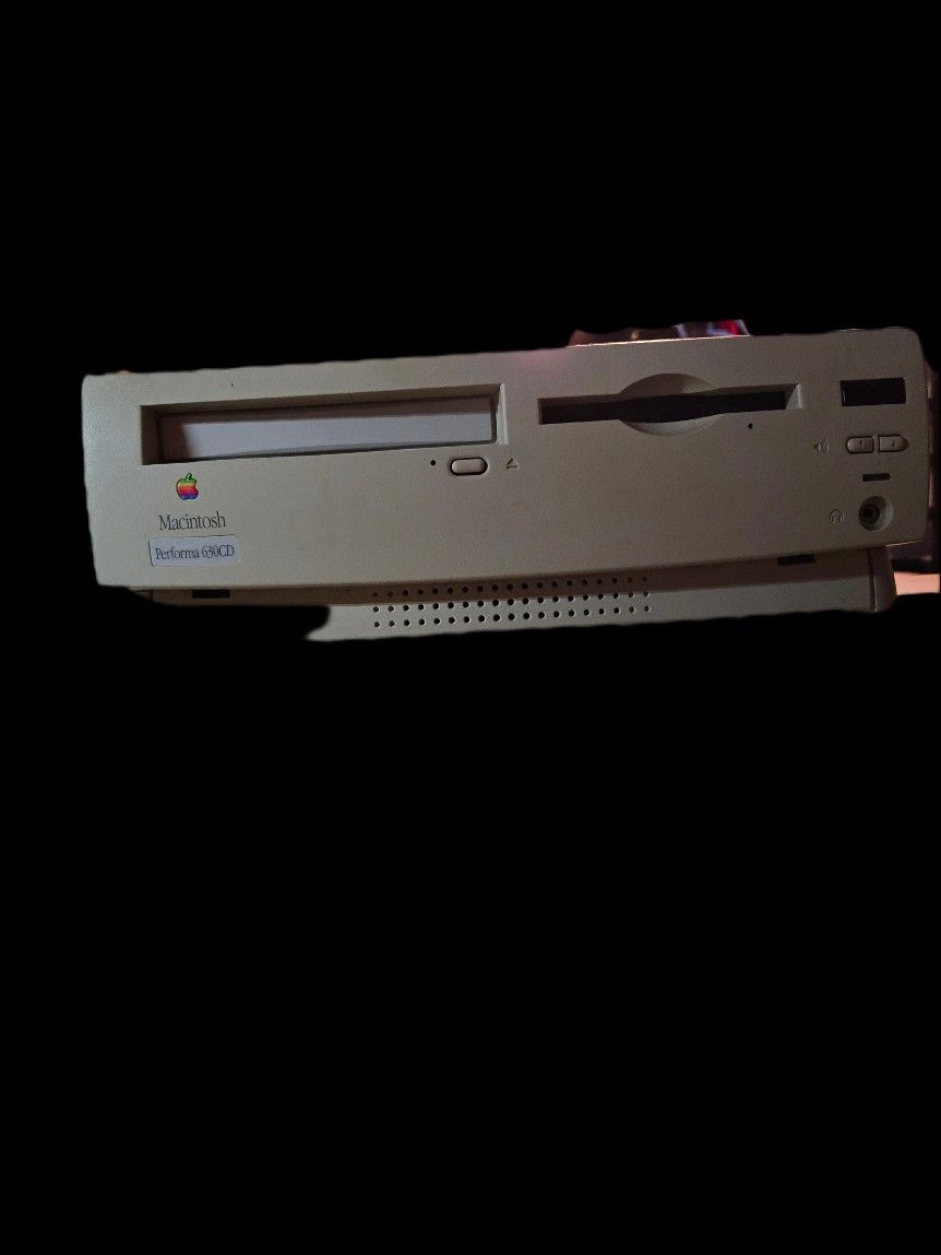 Apple Macintosh Performa 630CD
