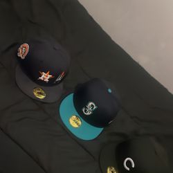Fitted Hats Sz 7 5/8ths