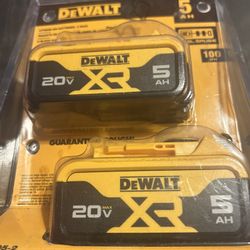 2 batteries dewalt 5.0ah