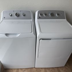 LIKE NEW GE PROFILE WASHER AND DRYER SET. 