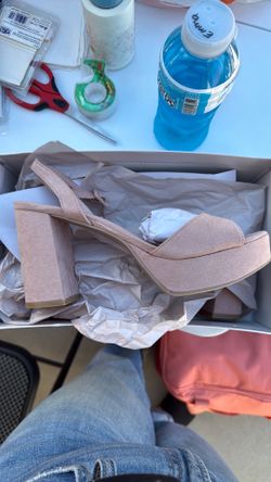 Chinese Laundry Nude Suede Heels