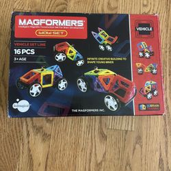 Magformers - 16 piece vehicle set