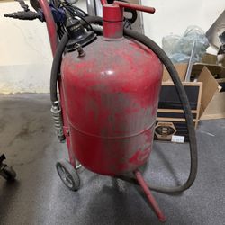 Pressure Sand Blaster Machine