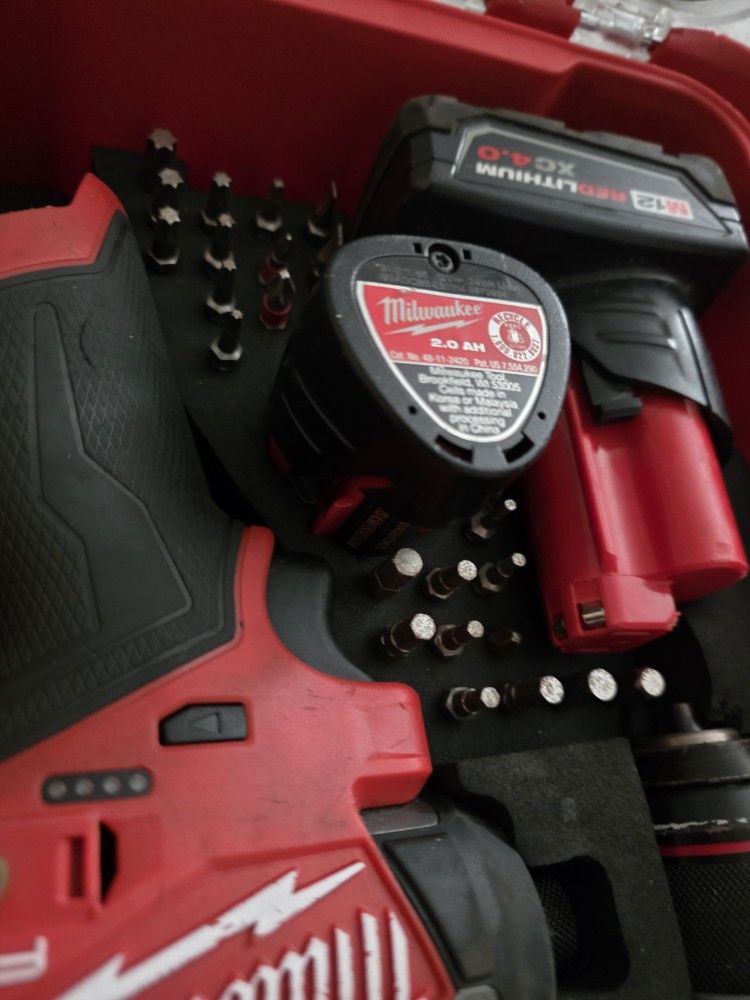 Milwaukee M12 Impact & Drill Gen 3 Pack out With Insert/Bits/Batteries