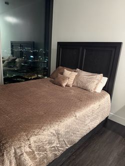 Ashley Furniture - Queen Headboard/Frame w Mattress