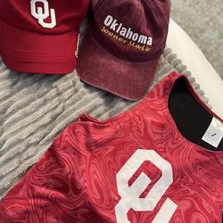 Women’s Oklahoma OU gear