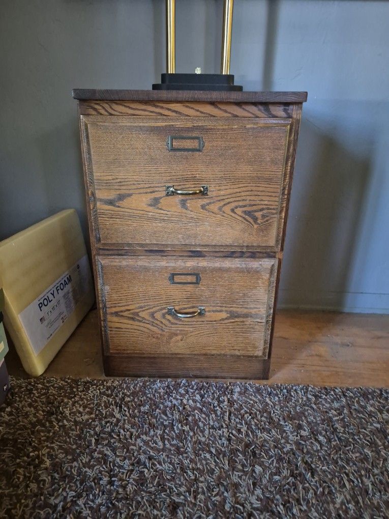 SOLID 2 DRAWER FILING CABINET