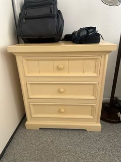 Bedside table/Dresser