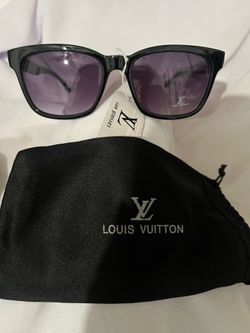 Sunglasses men’s or women’s