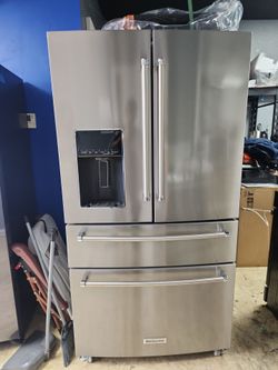 new KitchenAid for parts ，no freezing